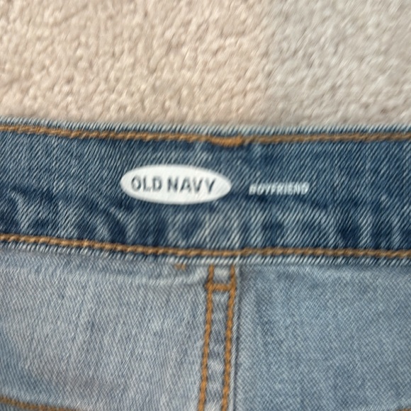Old Navy 8 boyfriend style Jean shorts - Picture 3 of 5